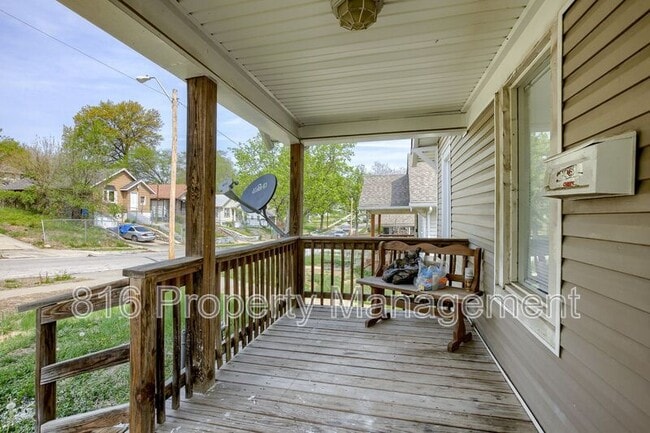 3541 Mersington Ave in Kansas City, MO - Building Photo - Building Photo