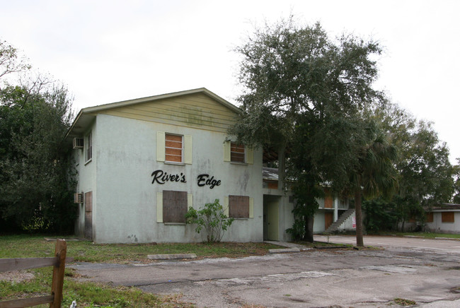 River's Edge Apartments in Bradenton, FL - Foto de edificio - Building Photo