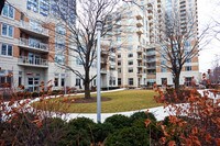 The Admiral at the Lake in Chicago, IL - Foto de edificio - Building Photo