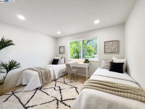 6196 Inglewood Dr in Pleasanton, CA - Building Photo - Building Photo