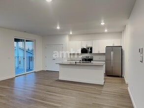 8544 47th Pl NE in Marysville, WA - Building Photo - Building Photo