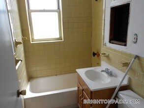 24 Colborne Rd in Boston, MA - Building Photo - Building Photo