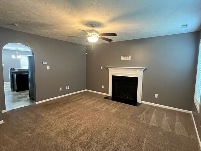 614 Broad Dr in Raeford, NC - Building Photo - Building Photo