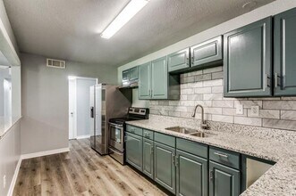 5425 Waltham Ave in Fort Worth, TX - Building Photo - Building Photo