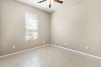 2528 Kinnersley Ln in College Station, TX - Building Photo - Building Photo