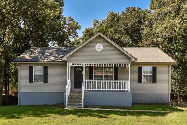 property at 4936 Deerhaven Dr