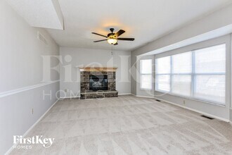 2322 Marbury Way in O'Fallon, MO - Foto de edificio - Building Photo