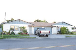 620 Eton Pl in Anaheim, CA - Building Photo