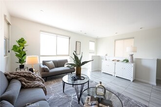 12035 Stanley Park Ct in Hawthorne, CA - Building Photo - Building Photo