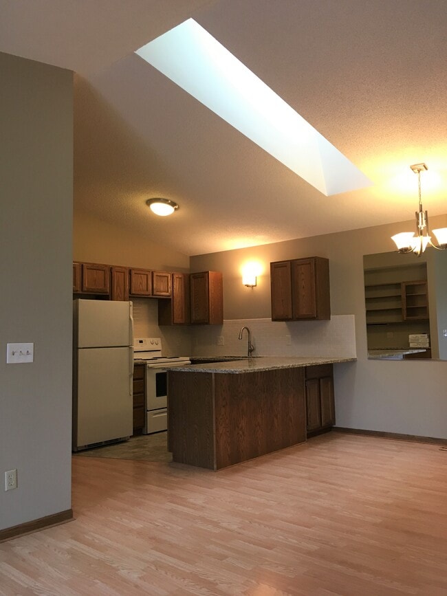 14035 44th Place North, Unit 3 in Minneapolis, MN - Building Photo - Building Photo