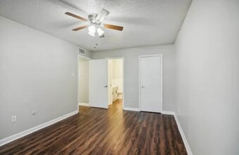 5612 James Ave-Unit -405 in Fort Worth, TX - Building Photo - Building Photo