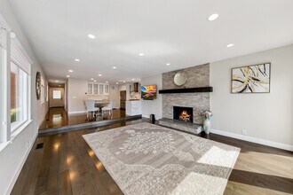 464 Christie Dr in South Lake Tahoe, CA - Building Photo - Building Photo