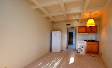 Dodecagon Plaza in Spencer, IA - Building Photo - Interior Photo