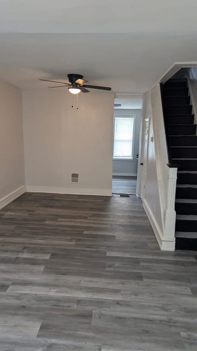 1538 S Dover St in Philadelphia, PA - Building Photo - Building Photo
