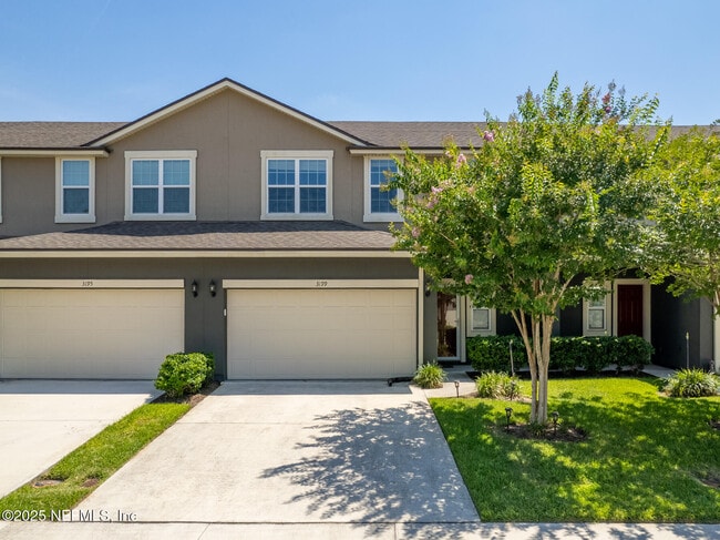 3199 Chestnut Ridge Way