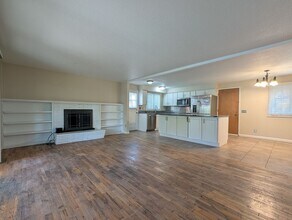 3338 Gardenia Way in Eugene, OR - Building Photo - Building Photo