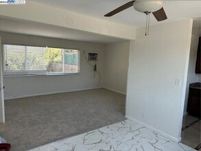 1434 Loeffler Ln in Concord, CA - Building Photo - Building Photo