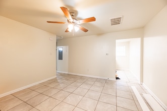 3308 Park Blvd, Unit 3308 in Chalmette, LA - Foto de edificio - Building Photo