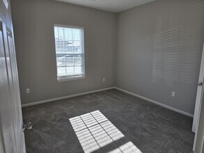 12219 N Rhode Ct in Kansas City, MO - Building Photo - Building Photo