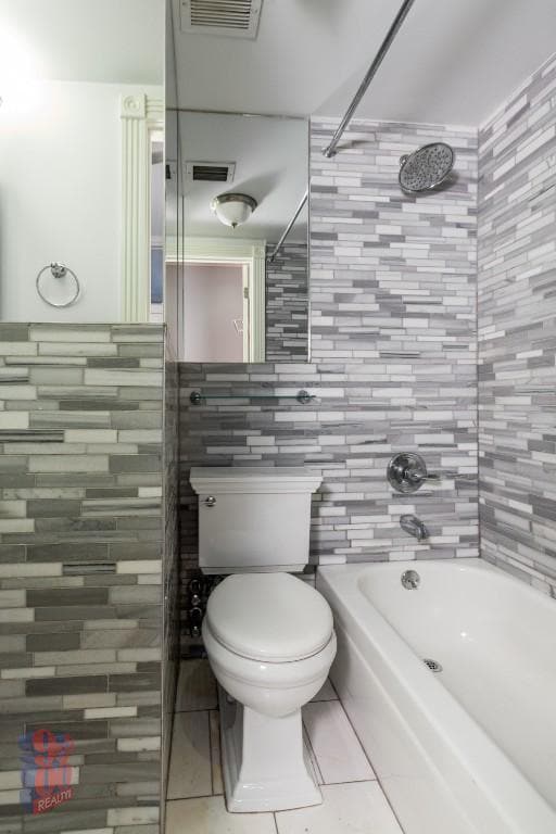 51 Leroy St, Unit 4D in New York, NY - Foto de edificio - Building Photo