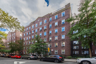 40-60 Elbertson St in Elmhurst, NY - Building Photo - Primary Photo