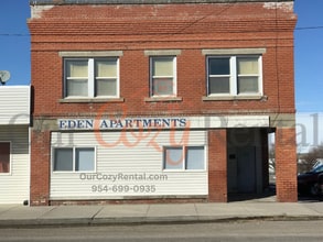 Eden Apartments in Seattle, WA - Building Photo - Building Photo