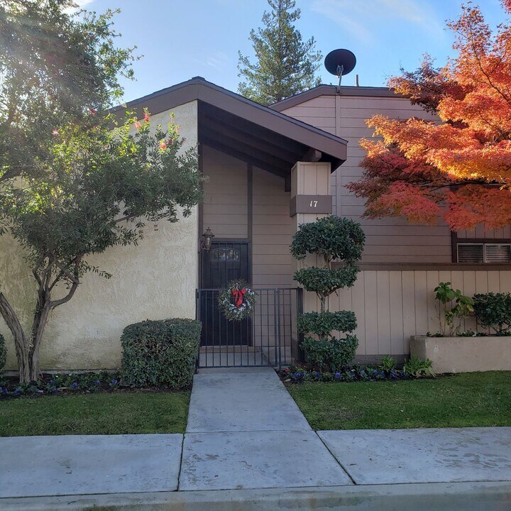 5401 Dunsmuir Rd in Bakersfield, CA - Building Photo