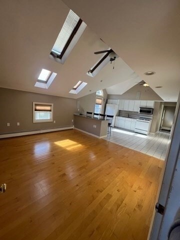 23 Marsh St, Unit 2 in Fall River, MA - Foto de edificio - Building Photo