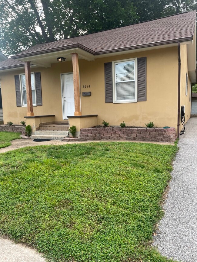 property at 4814 Wilshusen Ave