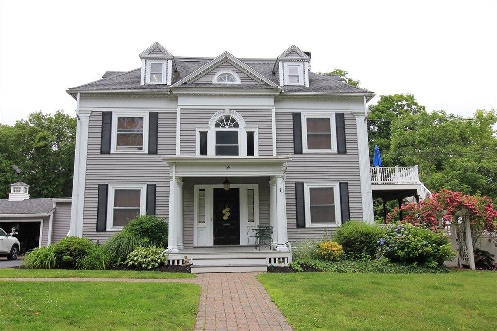 59 Court St in North Andover, MA - Building Photo