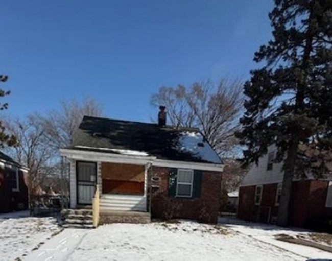 property at 19946 Waltham St