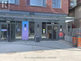 308 Jarvis St in Toronto, ON - Building Photo