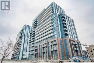 10 Honeycrisp Cres in Vaughan, ON - Building Photo