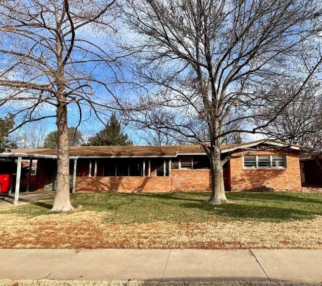 property at 3608 46th St