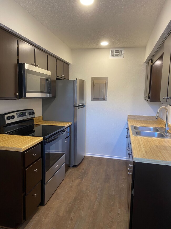 Trinity Oaks Apartments