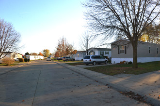 Hoosier Estates in Lebanon, IN - Building Photo - Building Photo