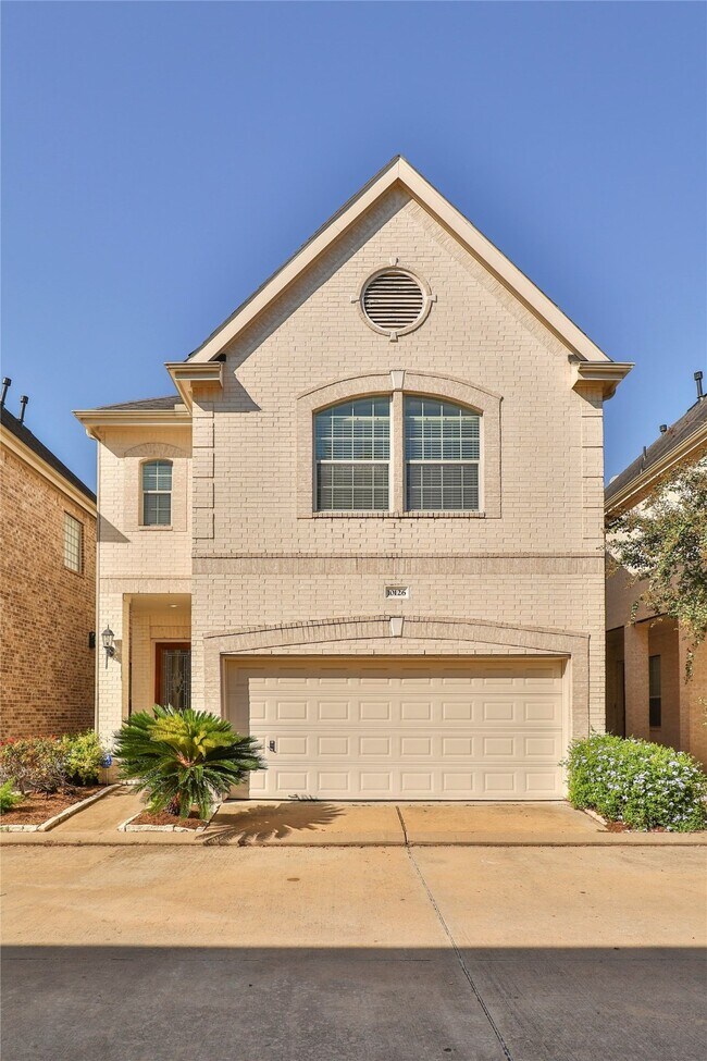 10126 Holly Chase Dr in Houston, TX - Building Photo - Building Photo