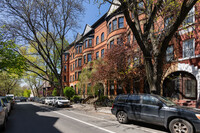 103 Berkeley Pl in Brooklyn, NY - Foto de edificio - Building Photo