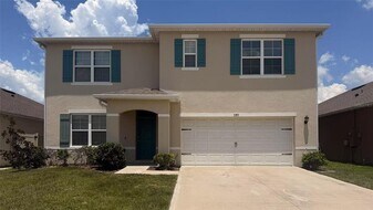 5355 Cedar Point Wy. in St. Cloud, FL - Building Photo