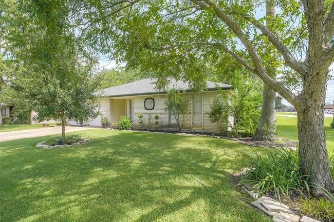 property at 207 Brigadoon Ln