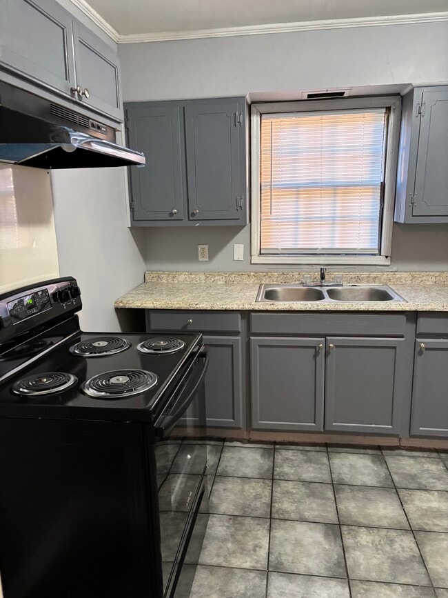 703 Cecelia Ave in Osceola, AR - Foto de edificio - Building Photo