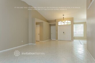 9296 Lake Serena Dr in Boca Raton, FL - Foto de edificio - Building Photo