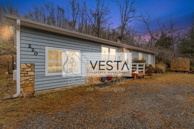 property at 220 Meredith Lp