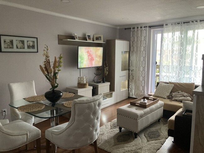 142 Kenrick St, Unit 24 in Boston, MA - Building Photo - Building Photo