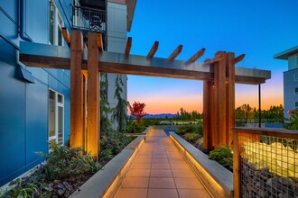 SKY Sammamish Apartments in Sammamish, WA - Building Photo - Building Photo