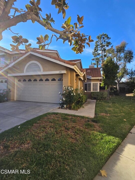 491 Novara Way in Oak Park, CA - Building Photo