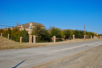 Chaparral Townhomes in Allen, TX - Building Photo - Building Photo