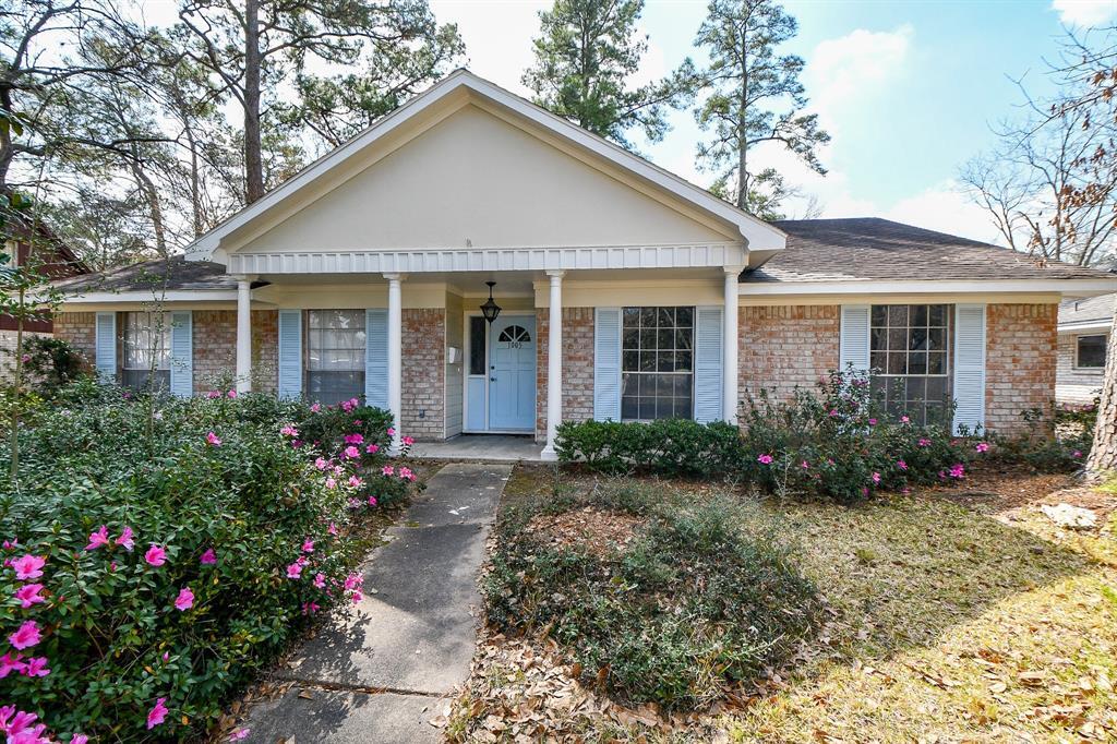 1005 Candlelight Ln in Houston, TX - Foto de edificio