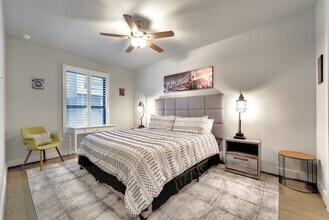 4227 Allen St in Houston, TX - Building Photo - Building Photo