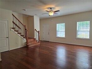 7417 Pebble Lake Dr in Mechanicsville, VA - Building Photo - Building Photo